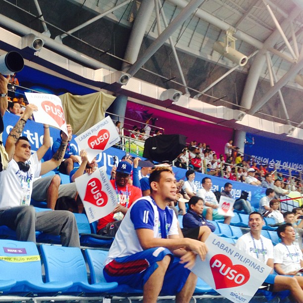 gilas-pilipinas-players-supporting-filipino-athletes